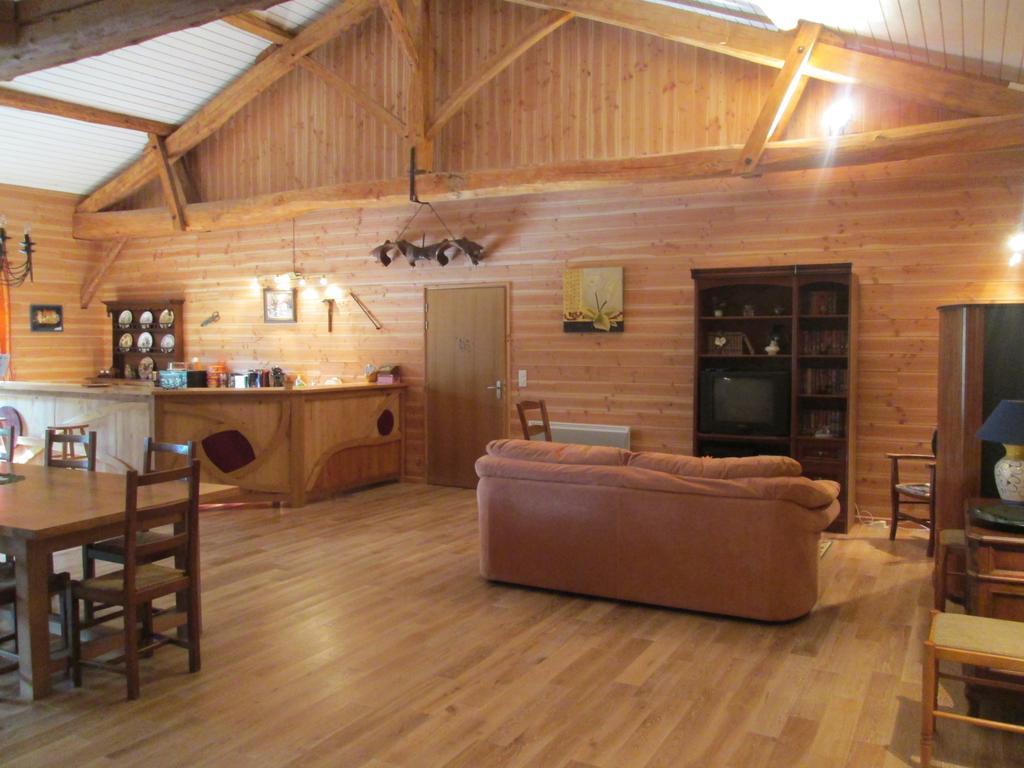 Domaine Du Val De Soux Bed & Breakfast Montgaillard-de-Salies Екстериор снимка