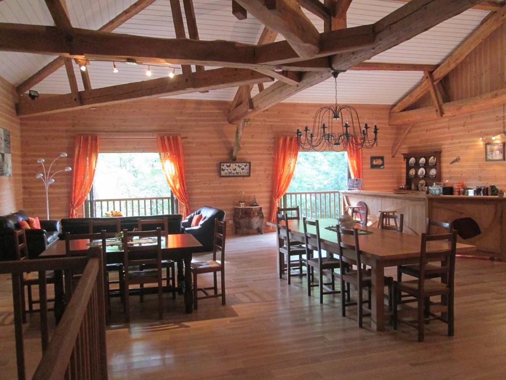 Domaine Du Val De Soux Bed & Breakfast Montgaillard-de-Salies Екстериор снимка